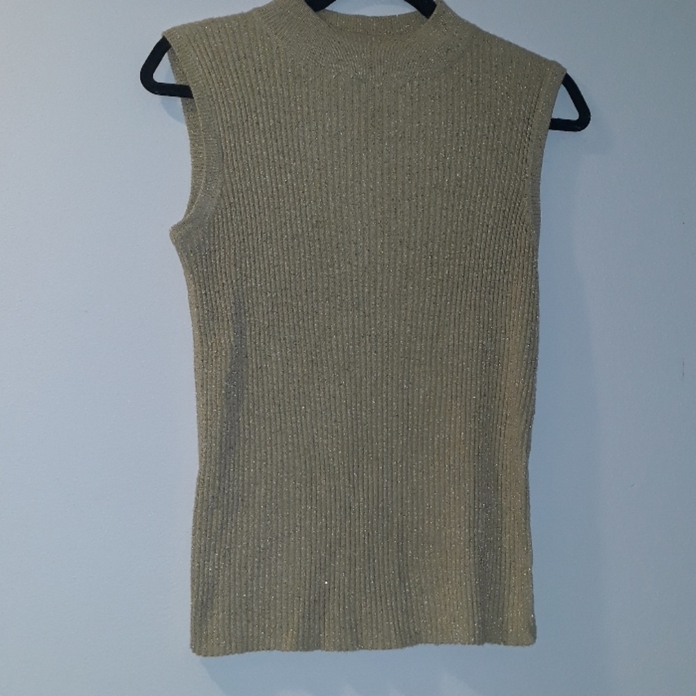 Shimmery gold sleeveless sweater shirt